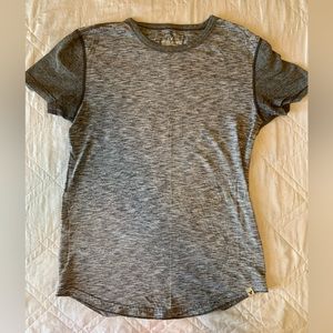 Men’s American Eagle T-shirt Size S